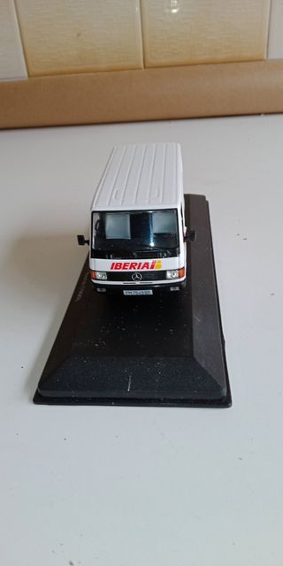 Maqueta furgoneta 