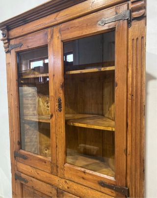 Antigua rinconera restaurada