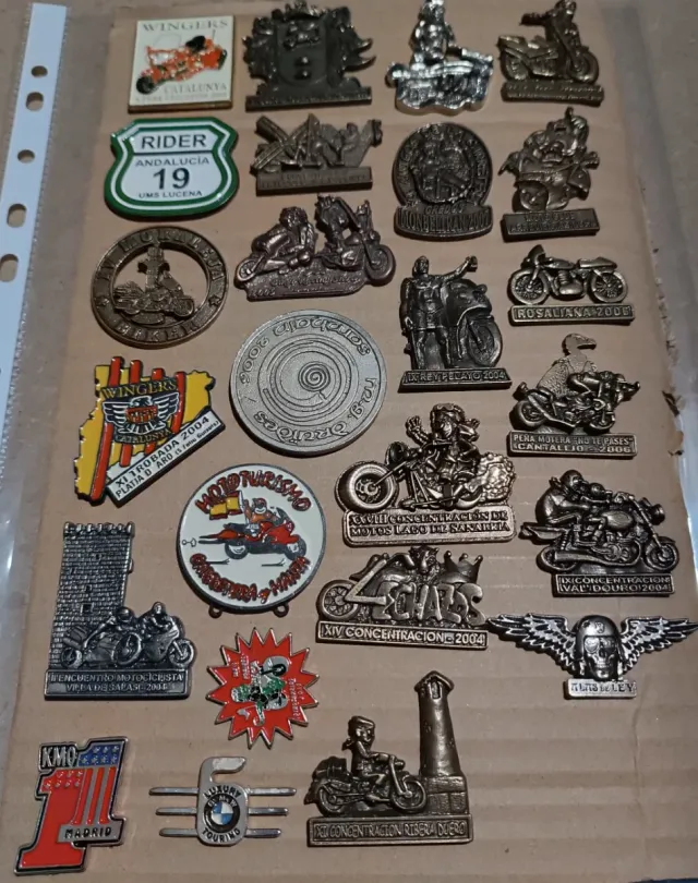 Lote para Agustín Motauros 2025 + lote de 25 pins