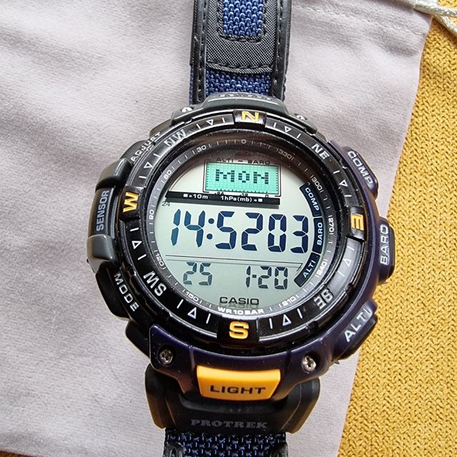 Casio ProTrek PRG-40 triple sensor