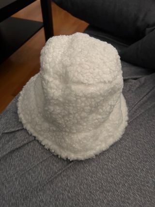 Gorro de lana que calienta muchísimo el borrego