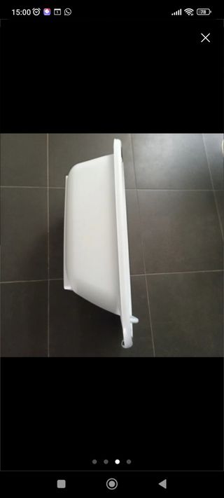 Bañera bebe amplia.