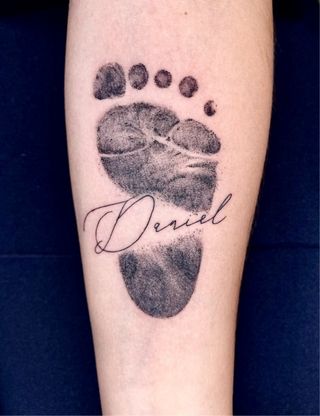 TATUAJES linea fina y microrealismo