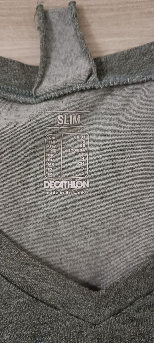 Maglietta elasticizzata