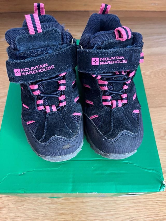 Botas montaña niña