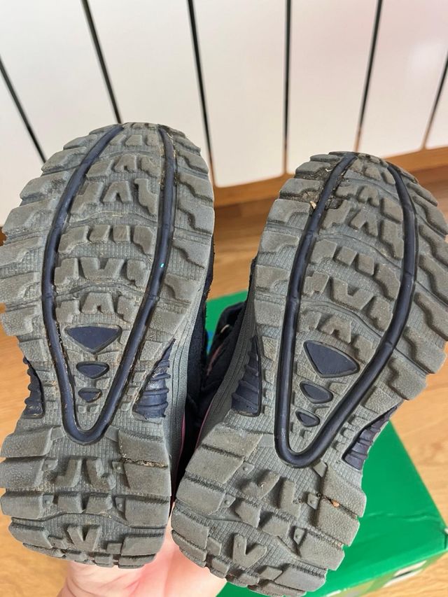 Botas montaña niña