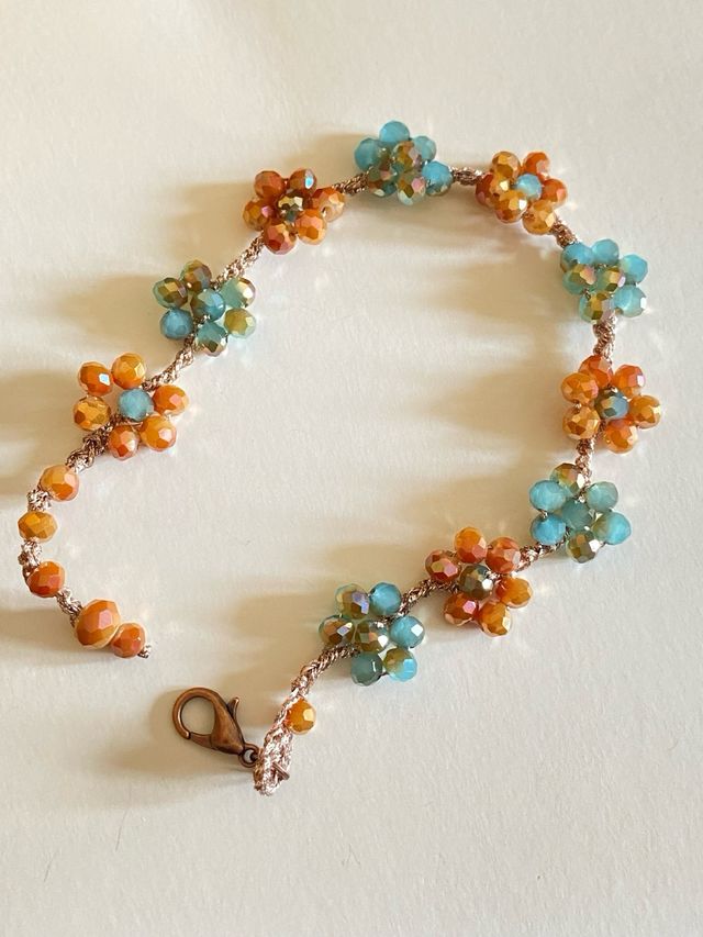 Bracciale cristallini colorati a fiore