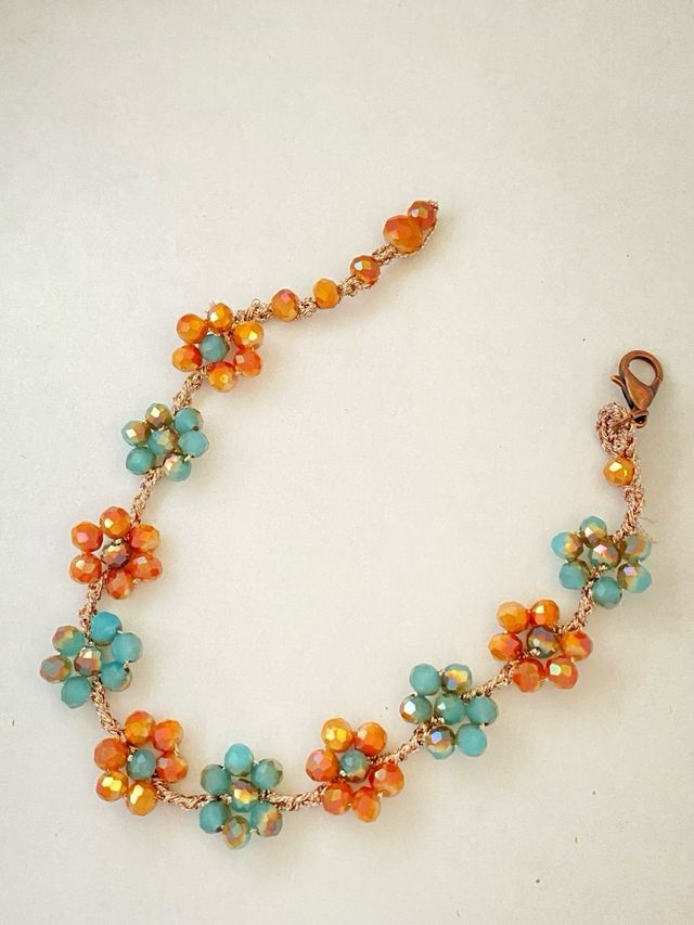 Bracciale cristallini colorati a fiore