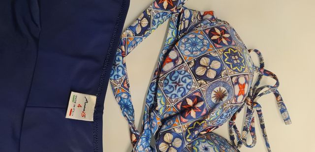 Bikini 3 pezzi usato pochissimo
