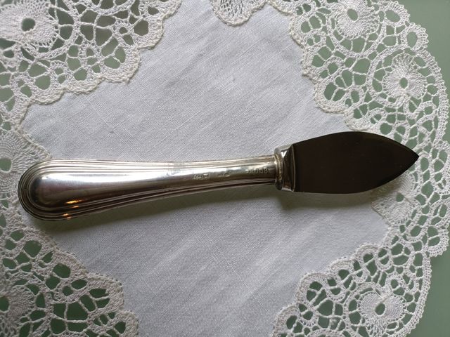 Coltello da formaggio argento 800 acciai