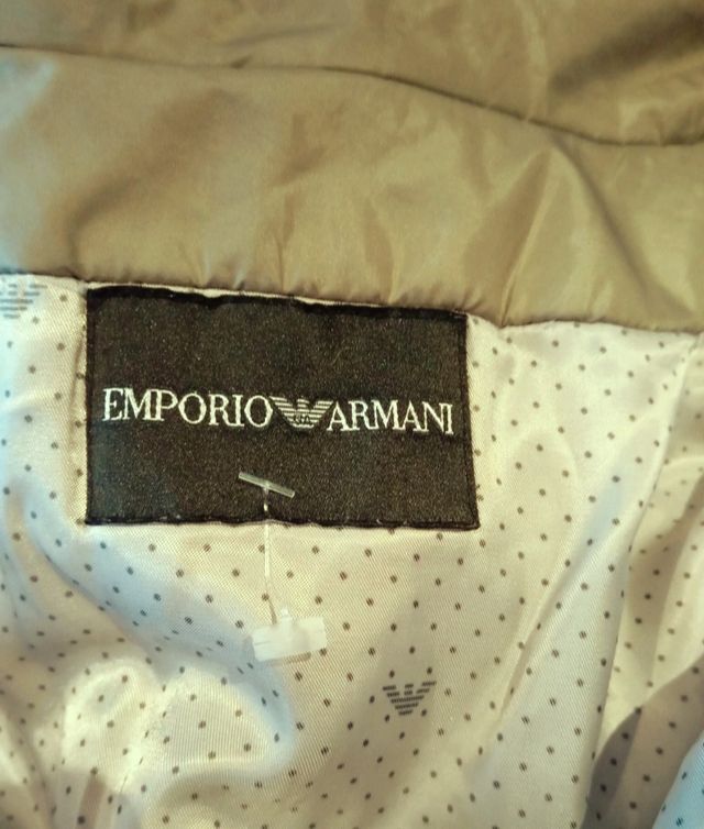 Emporio Armani chaqueta.