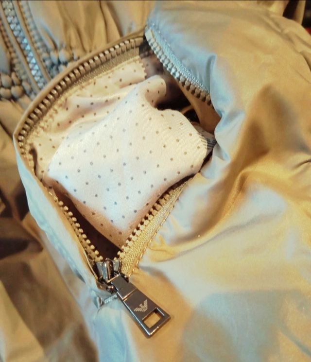 Emporio Armani chaqueta.