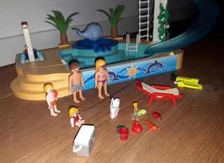 Playmobil Piscina con tobogán 