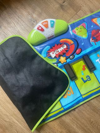 Juguete mi gran piano de suelo