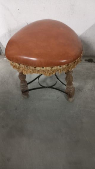 _ Vendo taburete rústico