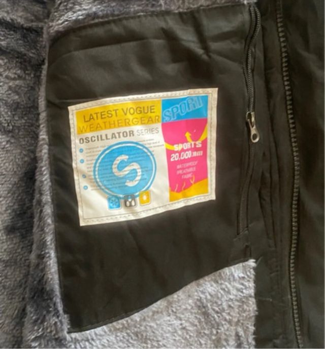 Anorak OutdoorJack. Talla XL. Hombre.