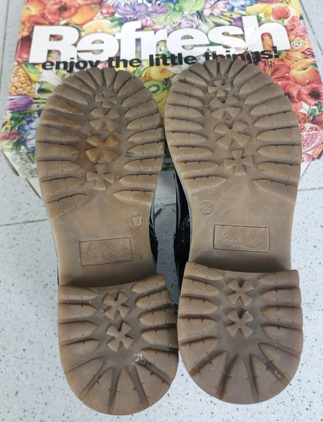 Botas de cordones negras