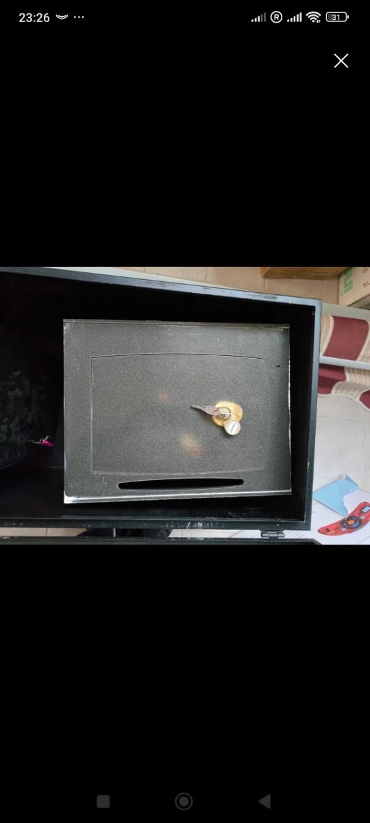 Caja fuerte con ranura