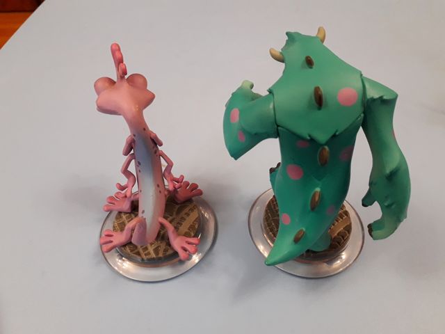 5 figuras juego DISNEY INFINITY