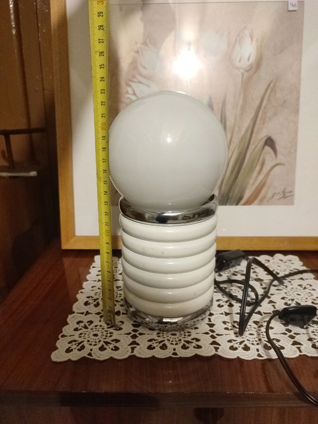 Lampade da comodino antiche