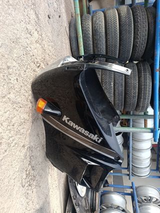 Carenado Kawasaki GPX 600R