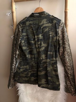 Chaqueta camuflaje