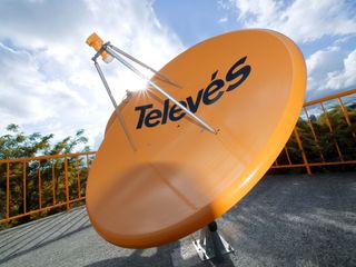 Antenista orientar antena parabólica