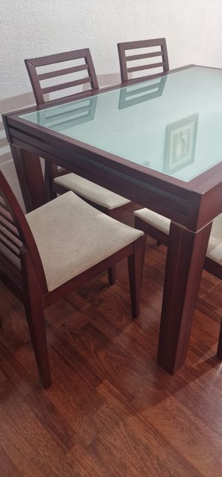 Mesa salón extensible  con 6 sillas