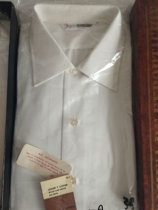 Lote 2 camisas años 60 sin estrenar 