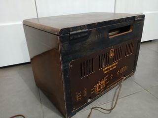 Antica Radio Vintage A Valvole Con Giradischi Radi