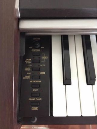 Piano Casio Privia PX700