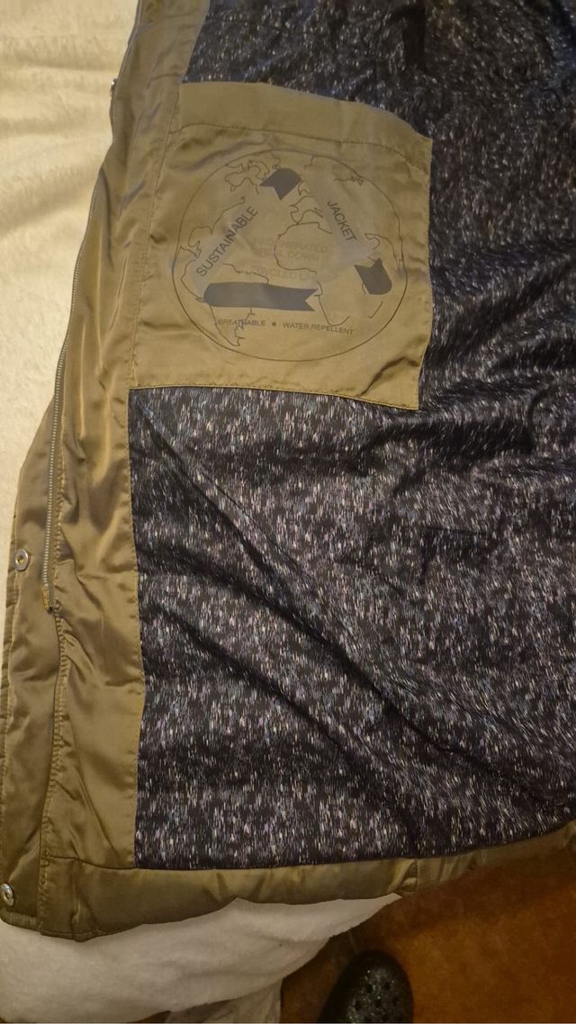 Plumiferos GEOX color topo. precio negociable