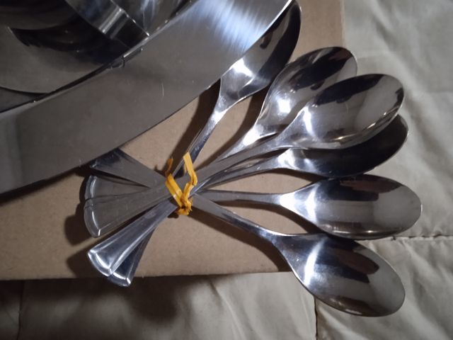 servizio caffè 6 persone in acciaio Inox + 6 cucch