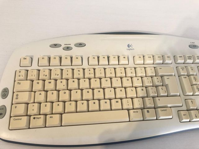 URGE ! Teclado Inalámbrico Logitech