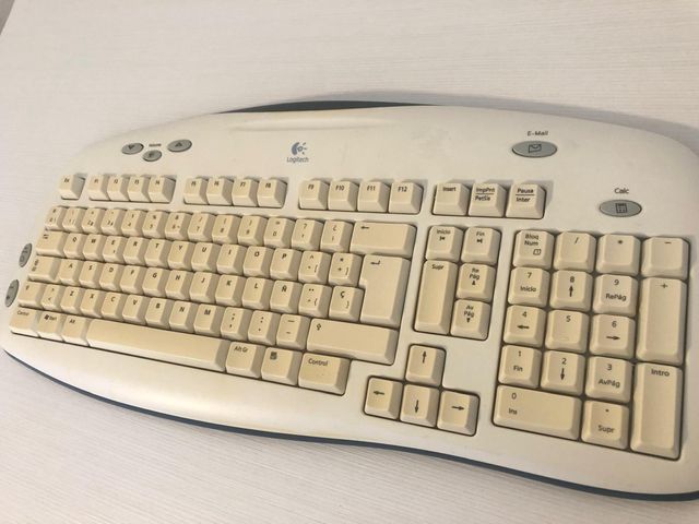 URGE ! Teclado Inalámbrico Logitech
