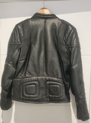 Chaqueta cuero moto