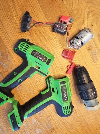 Baterias y cargador taladro