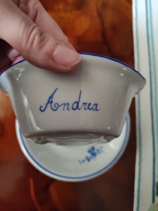 Tazza con piattino porcellana dipinta a mano 