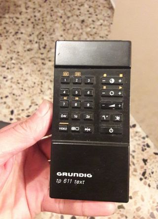Televisión antigua grundig