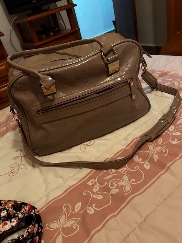 Bolso Bebé com chuepetera neceser pañalera