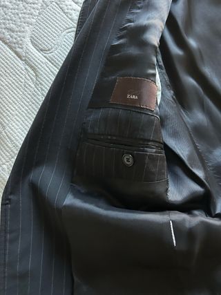 Traje zara