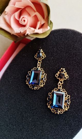 Nuovi - Orecchini in stile barocco a lobo pendente