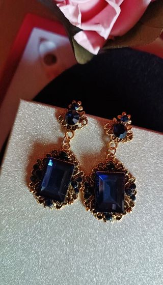 Nuovi - Orecchini in stile barocco a lobo pendente