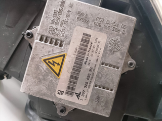 Faro izquierdo Peugeot 407 sw año 2005