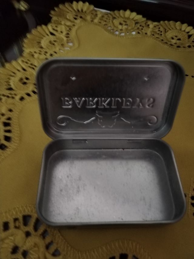 Scatolina vintage Barkleys