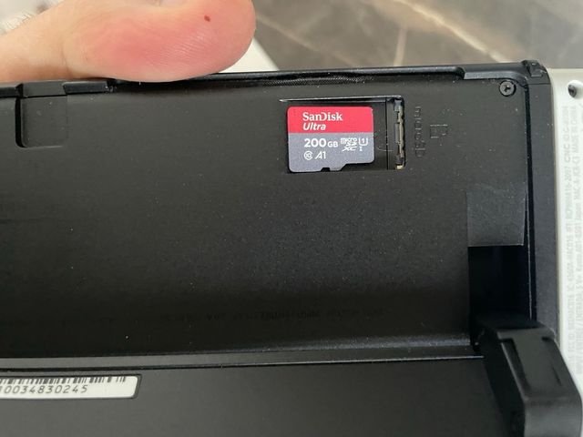 Nintendo Switch Oled con accesorios y juegos!