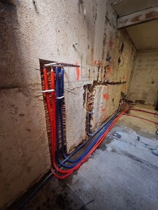 Reformas en general , fontanero professional econo