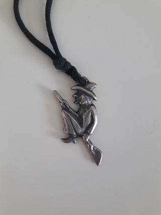 Collar bruja