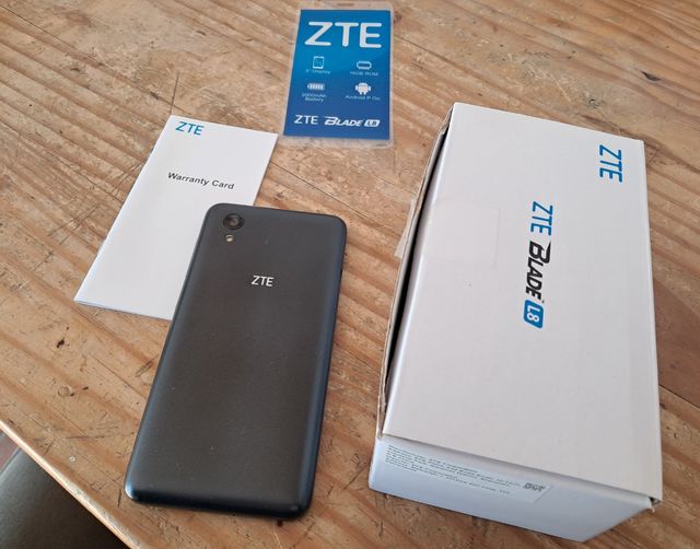 ZTE blade L8