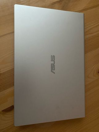 Portatil ASUS F509JB EJ003T gris perfecto estado